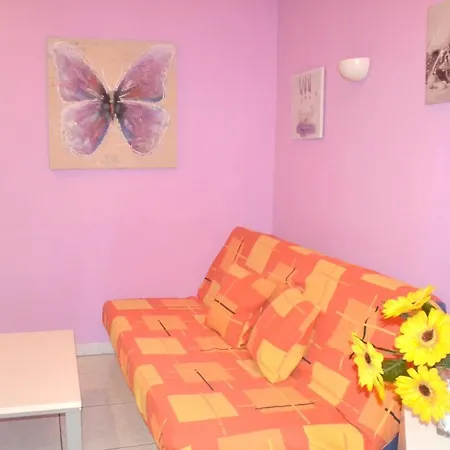 Av. Familia De Betancourt Y Molina Apartamento